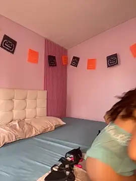 CharlotteMilf  online show from November 14, 1:10 pm