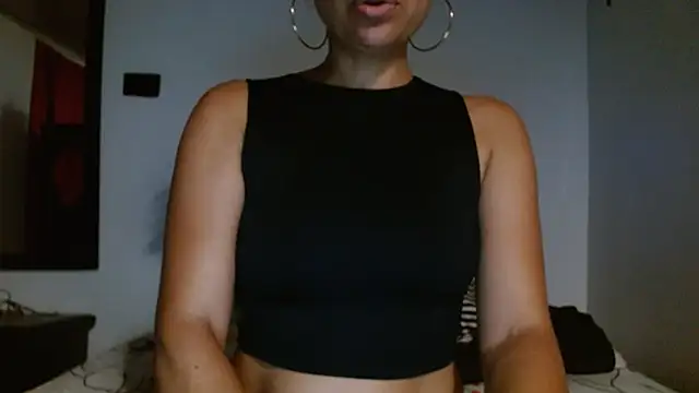 Snapshot of Seductress_Malia chatting on July 10, 4:39 am Seductress Malia online show from July 10, 4:39 am
