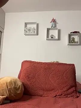 Snapshot of Ezzio_Scolaro chatting on February 4, 1:22 am Ezzio Scolaro online show from February 4, 1:22 am