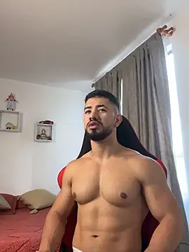 Snapshot of Ezzio_Scolaro chatting on February 19, 1:18 pm Ezzio Scolaro online show from February 19, 1:18 pm