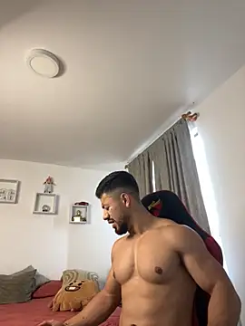 Snapshot of Ezzio_Scolaro chatting on February 21, 1:12 pm Ezzio Scolaro online show from February 21, 1:12 pm