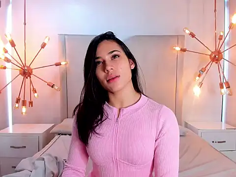 Snapshot of GeorginaFit chatting on March 4, 12:00 pm GeorginaFit online show from March 4, 12:00 pm