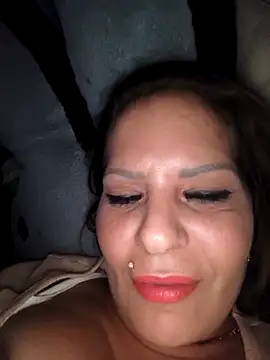 Snapshot of KRISZTIN1987 chatting on October 13, 7:14 pm KRISZTIN1987 online show from October 13, 7:14 pm