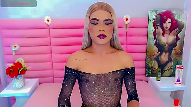 Snapshot of miss_dania75 chatting on October 22, 3:29 am miss dania75 online show from October 22, 3:29 am