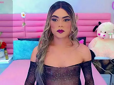 Snapshot of miss_dania75 chatting on November 17, 10:37 pm miss dania75 online show from November 17, 10:37 pm