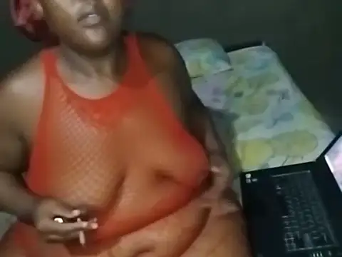 BigBootyBitch96 online show from October 22, 9:25 pm