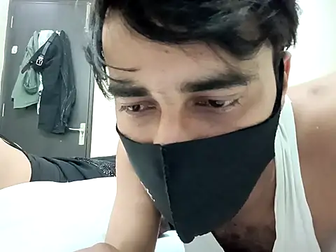 horny milf couple online show from October 17, 6:43 pm