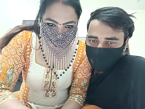 horny milf couple online show from November 18, 6:01 pm