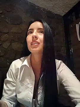 giapearl25 online show from November 15, 3:15 am