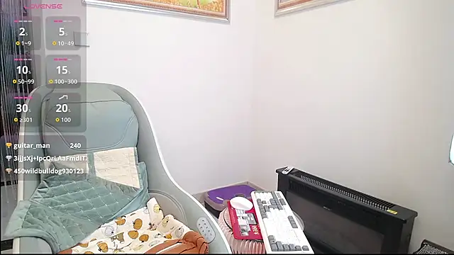 Snapshot of selinajuan chatting on November 14, 1:54 pm selinajuan online show from November 14, 1:54 pm