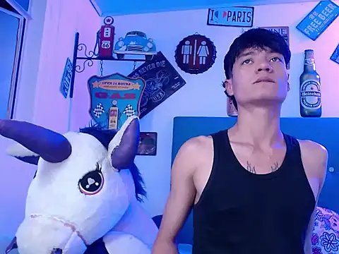 alex russo   online show from October 10, 3:49 am