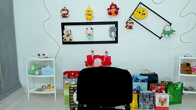 Snapshot of Gregorii_adams chatting on November 29, 11:57 am Gregorii adams online show from November 29, 11:57 am