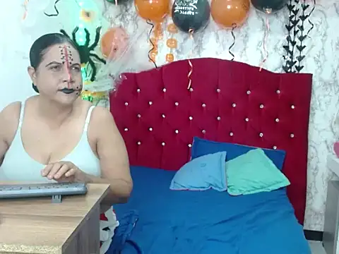 DannaLanegra2 online show from October 28, 4:42 pm