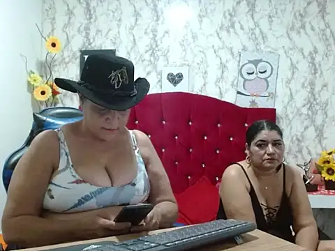 DannaLanegra2 online show from November 15, 4:36 pm