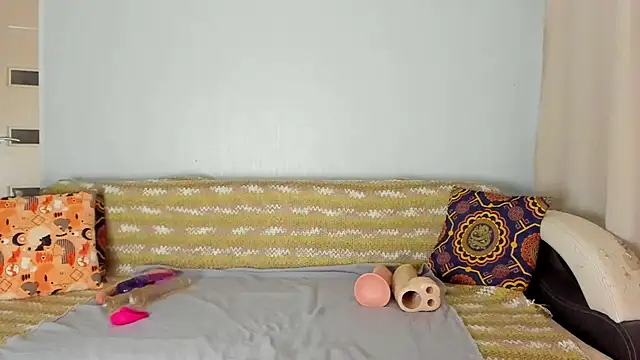 Amalia Mio online show from November 30, 8:07 am