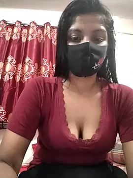 Queen-Any online show from November 3, 4:08 pm