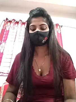 Queen-Any online show from November 16, 2:50 am