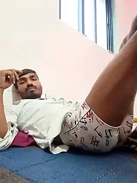 Snapshot of shohrab_hot chatting on December 16, 10:20 am shohrab hot online show from December 16, 10:20 am