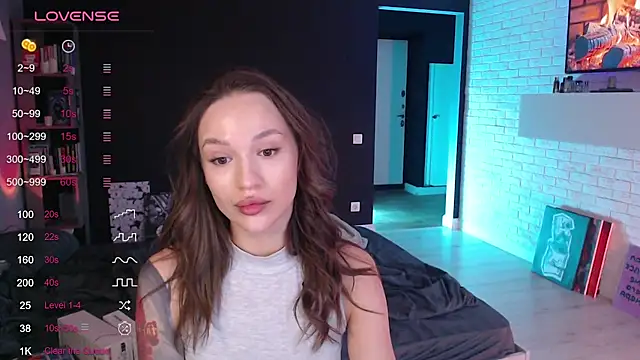 Jade Lumin online show from November 24, 1:11 pm