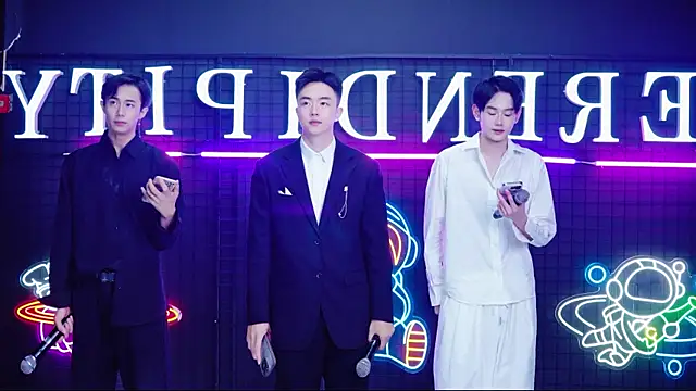 Boygayhouse online show from October 20, 8:15 am