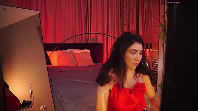 Snapshot of YokoKoko_ chatting on December 16, 5:34 am YokoKoko online show from December 16, 5:34 am