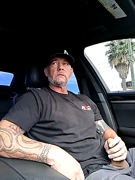 Snapshot of moonbeam37 chatting on November 23, 7:13 pm moonbeam37 online show from November 23, 7:13 pm