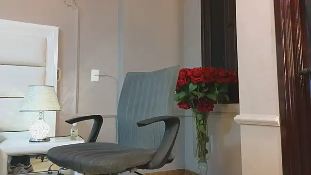 DereckWolf  online show from October 11, 11:20 am