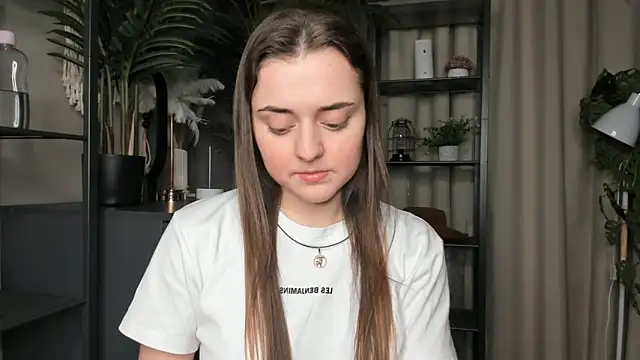 ThelmaJusto online show from November 20, 5:12 pm