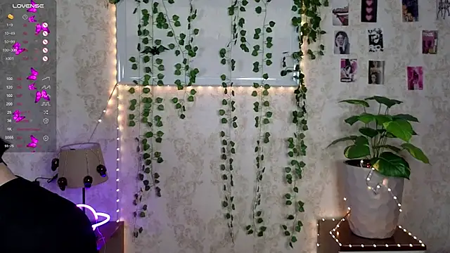 JeeringTickler online show from November 10, 6:07 pm