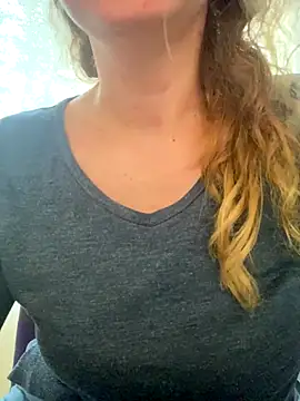 melisss2 online show from November 10, 1:21 pm