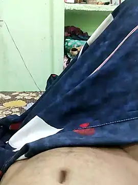Snapshot of ROSHANI_234 chatting on October 4, 7:23 pm ROSHANI 234 online show from October 4, 7:23 pm