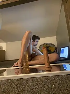 Snapshot of tonybrocas chatting on December 16, 9:42 pm tonybrocas online show from December 16, 9:42 pm