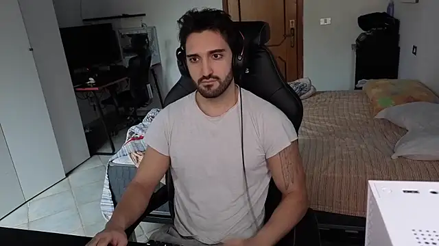 Al3xox02 online show from February 15, 11:30 am