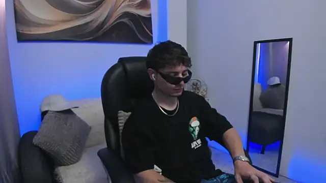 Leoo Miller online show from February 7, 4:49 am