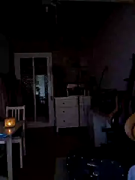 MissHazelnut online show from October 12, 3:00 pm