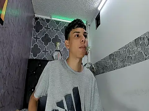 sexyboys cutex18 online show from March 20, 12:48 am