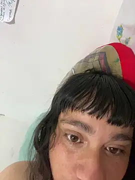 Snapshot of gatitaplop chatting on November 30, 3:21 am gatitaplop online show from November 30, 3:21 am