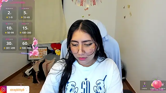 LoveLyy- online show from October 16, 9:16 pm