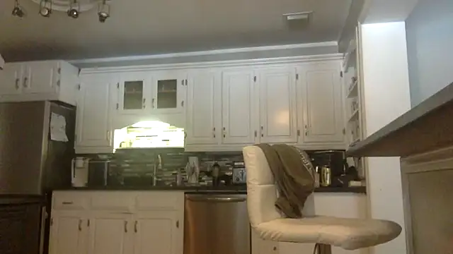 Snapshot of Muscledick40 chatting on February 5, 6:56 pm Muscledick40 online show from February 5, 6:56 pm