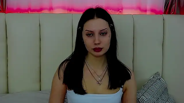 MaeAnna online show from November 28, 5:21 am