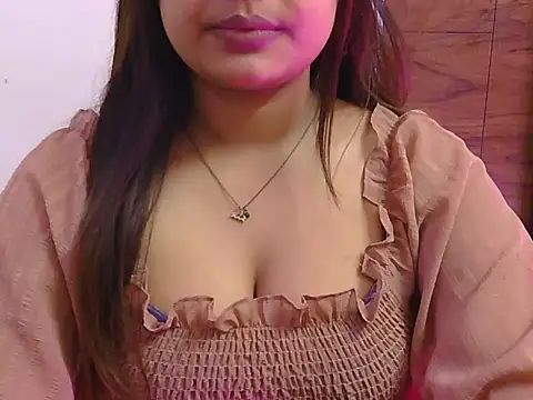 cute zaraa online show from December 4, 7:17 am