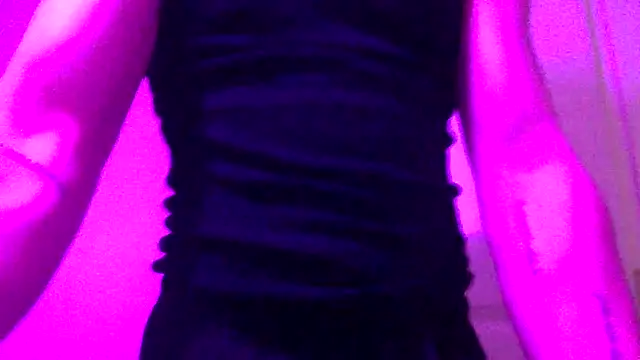 nvthvn555 online show from March 10, 6:02 pm