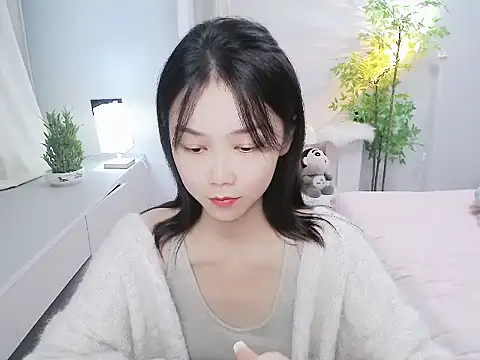 mili0923 online show from October 11, 5:00 pm