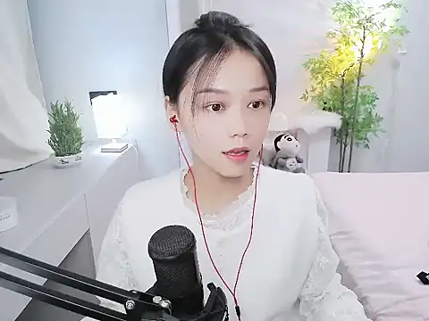 mili0923 online show from October 12, 2:16 pm