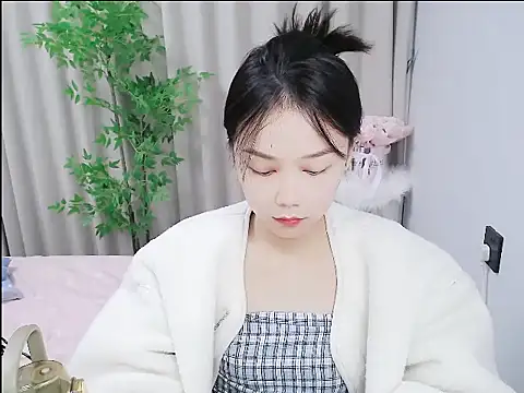 mili0923 online show from October 21, 2:12 am