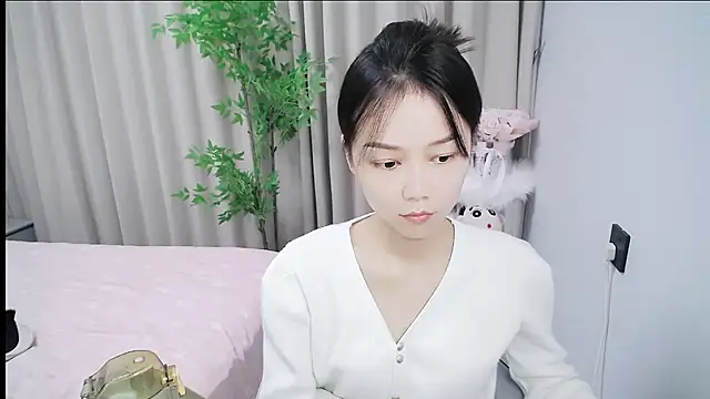 mili0923 online show from October 29, 2:14 am