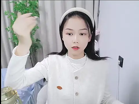 mili0923 online show from November 20, 7:02 pm