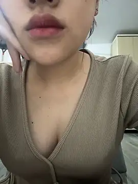 Titlelove online show from November 19, 8:47 am