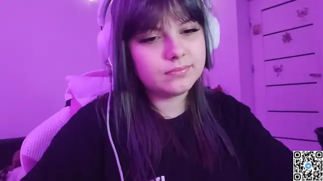 KristiBloom online show from January 13, 9:42 pm