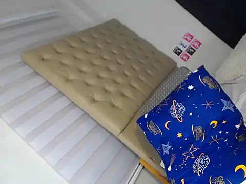 Snapshot of sexy_calista chatting on October 11, 2:37 pm sexy calista online show from October 11, 2:37 pm